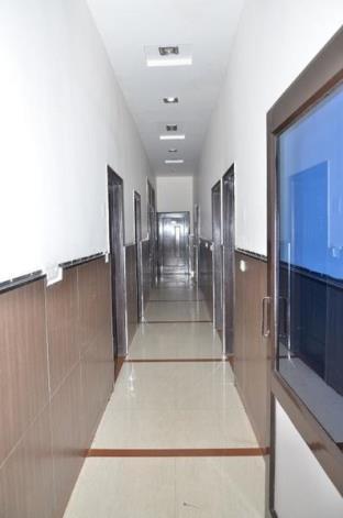 SPOT ON 43045 Hotel Vivek Plaza Shāhpur Kültér fotó